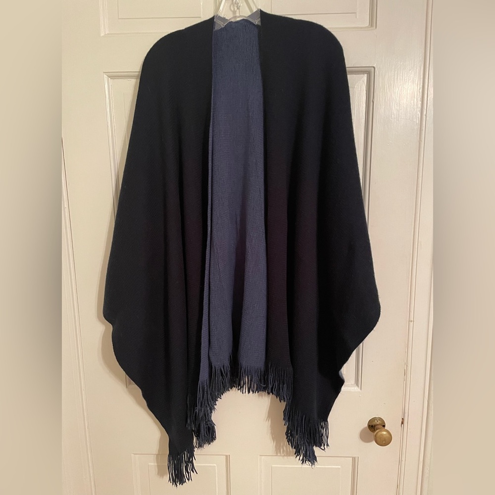 COLDWATER CREEK Two Tone Blue Shawl Cape Poncho Sweater Fringe Trim ONE SIZE